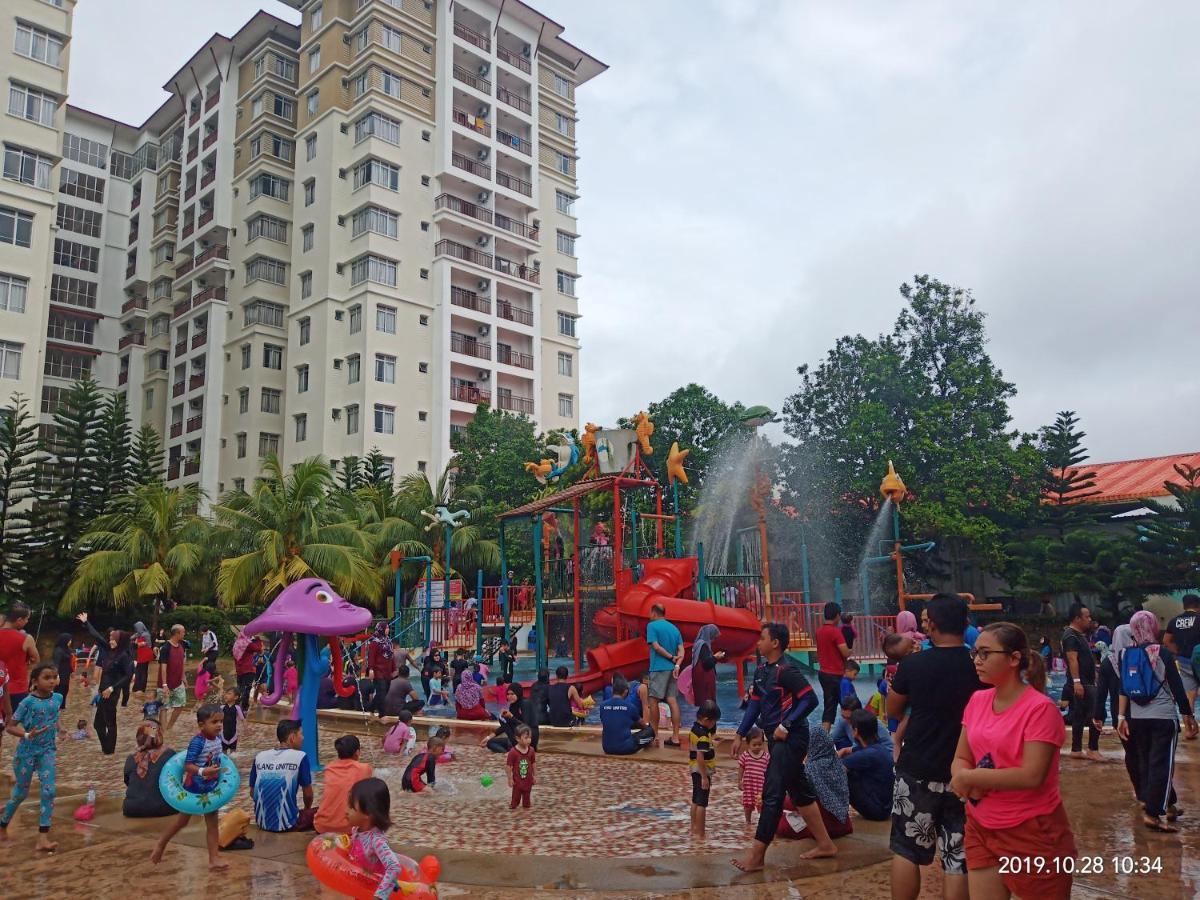 B Lagoon Muslim Apartment Malacca Exterior photo